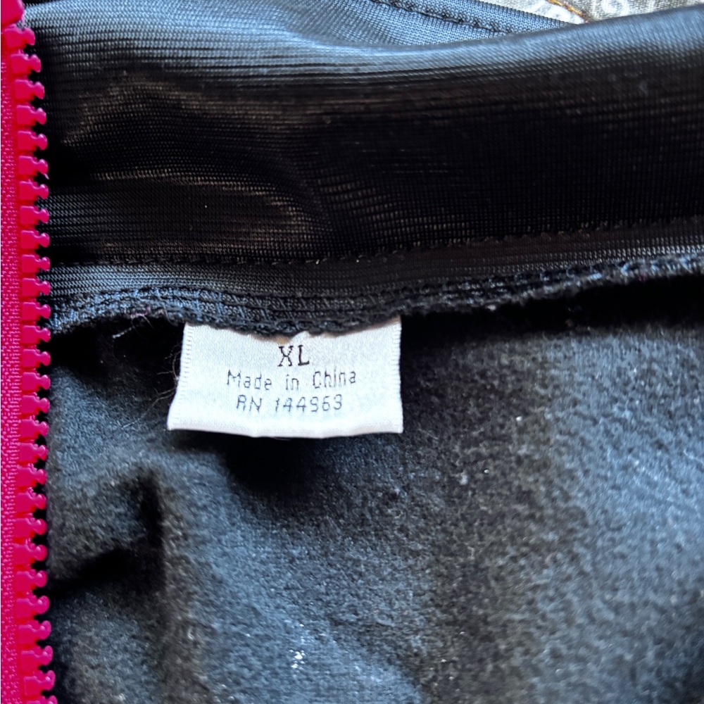 Team USA Black Red Quarter-Zip Pullover - Picture 4 of 5